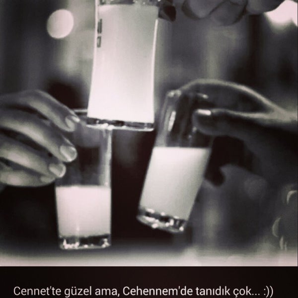 Das Foto wurde bei Balıkçı Barınağı Restaurant von Bülent D. am 12/9/2014 aufgenommen