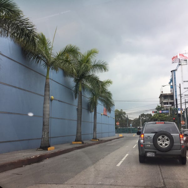 CEMACO Zona 4 - Ferretería en Guatemala