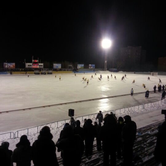 стадион нефтяник хабаровск. каток нефтяник хабаровск. стадион нефтяник ухта. спортивный комплекс амур хабаровск. каток нефтяник хабаровск.