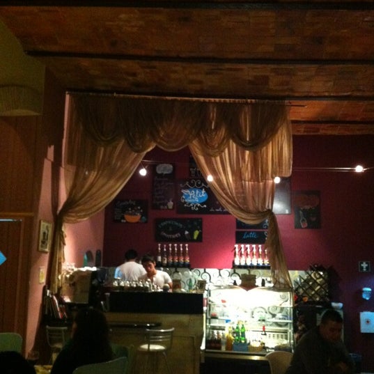 Das Foto wurde bei Petit Cafecito von Yazmín am 9/20/2012 aufgenommen