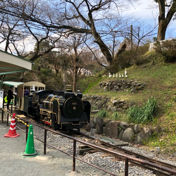 Photos At 豆自動車 小田原 21 Visitors