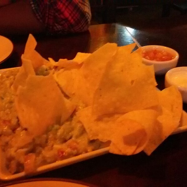 Das Foto wurde bei Guadalupe Mexican Food von Nayane N. am 4/2/2015 aufgenommen