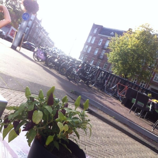 Снимок сделан в Bagels &amp; Beans De Clercqstraat пользователем Alex M. 10/18/2014