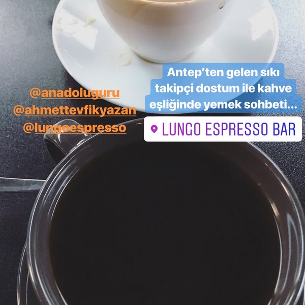 Foto tomada en Lungo Espresso Bar  por AnadoluGuru el 4/14/2018