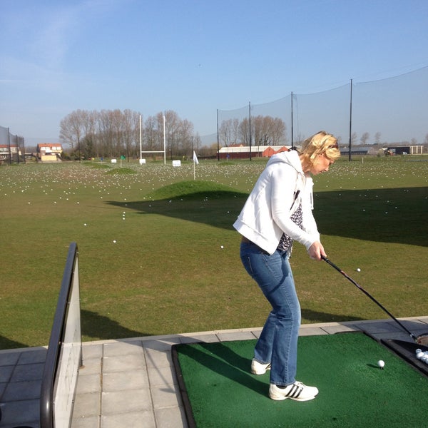 4/24/2013 tarihinde Simone M.ziyaretçi tarafından Golfbaan Tespelduyn'de çekilen fotoğraf