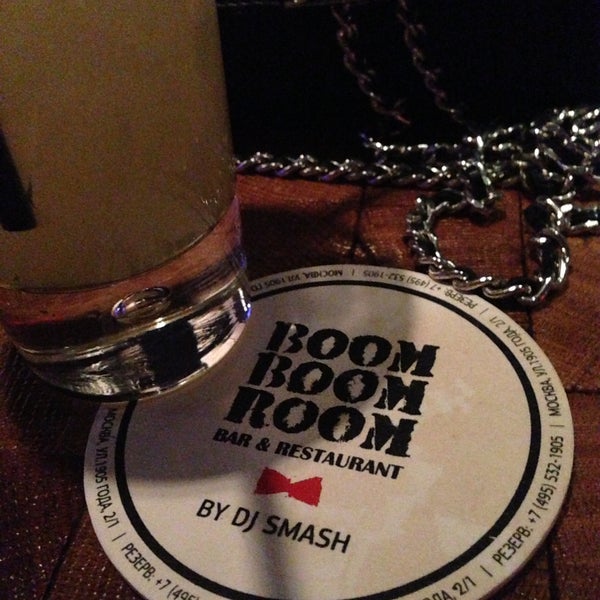 Foto tirada no(a) Boom Boom Room by DJ SMASH por Anna G. em 4/26/2013