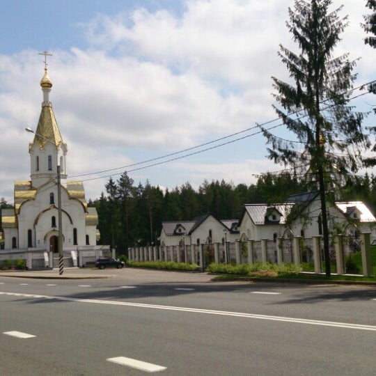 Ханты Мансийск гимназия храм Воскресения Христова