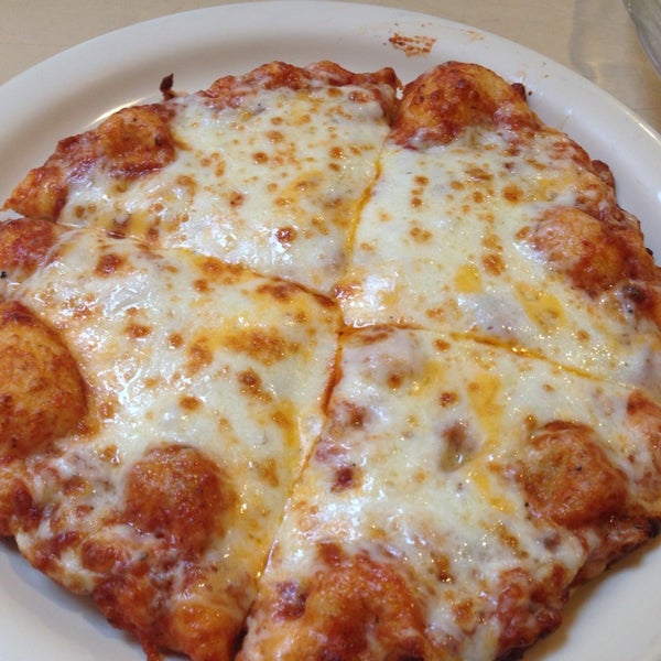 Round Table Pizza Marlow Rd Santa Rosa Matttroy