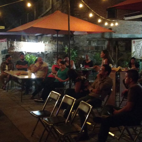 Foto diambil di Traspatio Café oleh Traspatio Café pada 4/5/2017