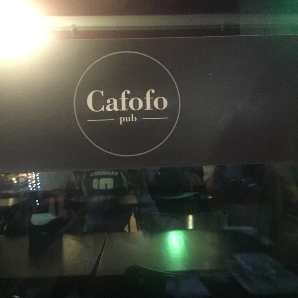 Foto scattata a Cafofo Pub da Ana il 12/3/2017