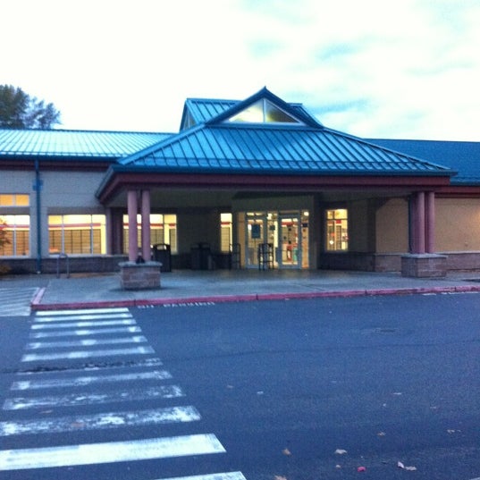 US Post Office Gilman 400 NW Gilman Blvd