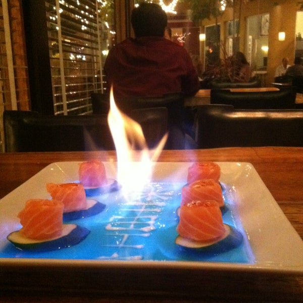 Das Foto wurde bei Ryori Sushi Lounge von Karol B. am 12/23/2012 aufgenommen