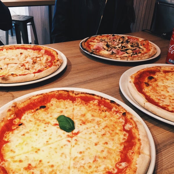 11/3/2017にMagali H.がDel Popolo Pizzaで撮った写真