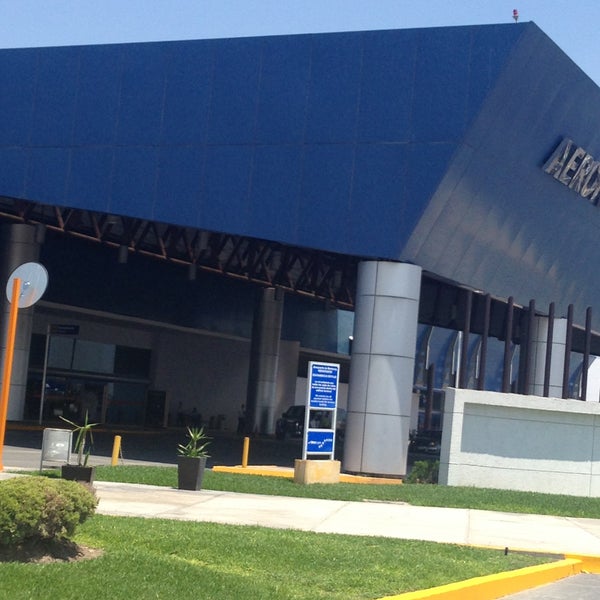 Foto diambil di Bandar Udara Internasional Monterrey (MTY) oleh Lourdes H. pada 5/1/2013