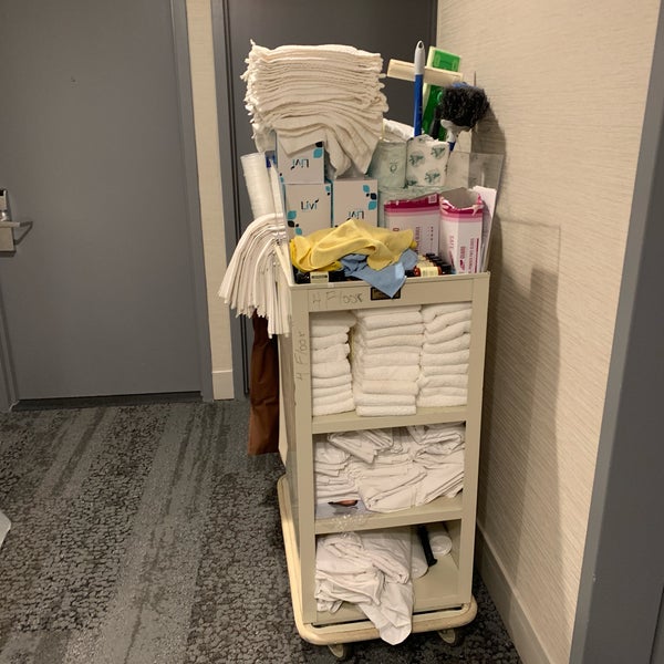 Decent rooms that appear to have been recently renovated. Great WiFi. Abysmal water pressure. Housekeeping carts live in the cramped hallway 24/7.