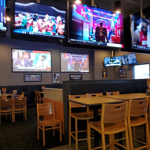 Buffalo Wild Wings Chicago Ridge, IL
