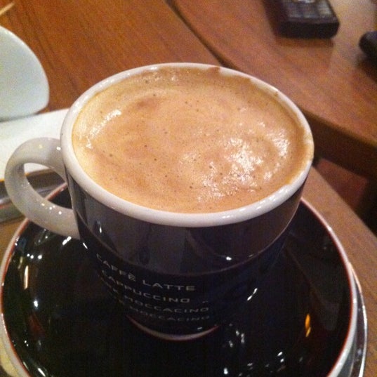 รูปภาพถ่ายที่ Coffeeshop Company โดย Sugra I. เมื่อ 11/9/2012
