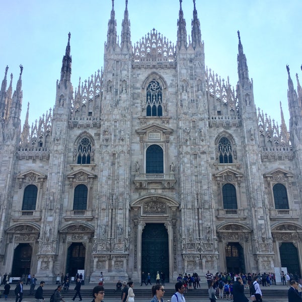 Photo taken at Milan Cathedral by Umut Y. on 5/10/2018