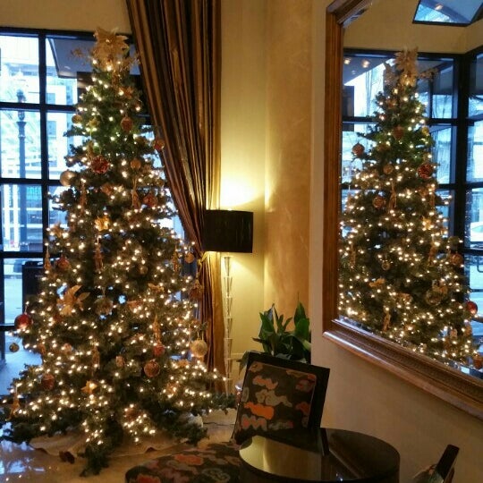 12/25/2015에 Katrina G.님이 The Paramount Hotel에서 찍은 사진