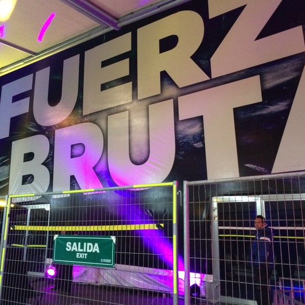 5/11/2014にFran R.がFuerza Bruta DG Medios - Movistar - Nokiaで撮った写真