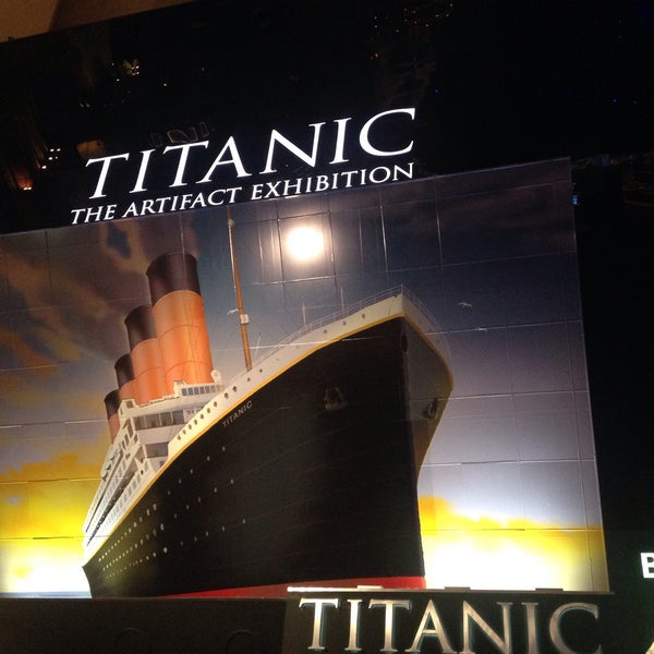 Foto tirada no(a) Titanic: The Artifact Exhibition por T L. em 7/2/2016