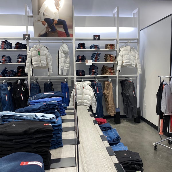 guess outlet citadel