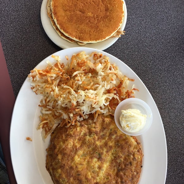 International House of Wine and Cheese Richmond, IL