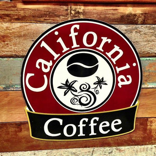 Снимок сделан в California Coffee пользователем ana claudia v. 2/1/2013