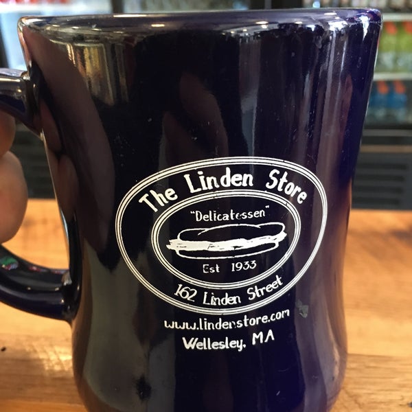 Photo taken at The Linden Store by Minh on 11/9/2019