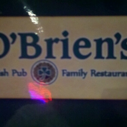 Снимок сделан в O&#39;Briens Irish Pub пользователем Mackenzie D. 9/19/2012