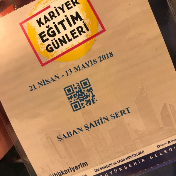 รูปภาพถ่ายที่ Cem Karaca Kültür Merkezi โดย Şahin S. เมื่อ 4/21/2018