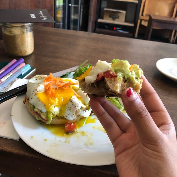 damn this place has good hummus bagels!! pictured is the guacamole + egg, that’s my 2nd favorite