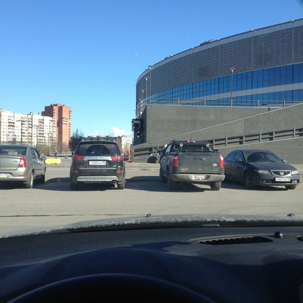 фос ледовый дворец тула. ледовый дворец санкт-петербург парковка. парковка у ледового дворца в спб. где припарковаться у ледового дворца. парковка возле ледового дворца.