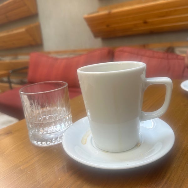 Foto scattata a Bosco caffè e tiramisù da Güney S. il 9/23/2023