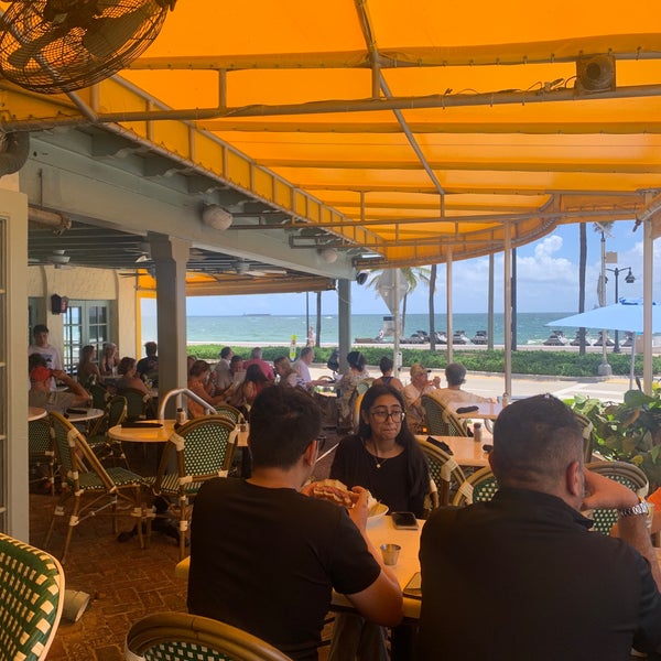 7/31/2022 tarihinde Martin T.ziyaretçi tarafından Casablanca Cafe'de çekilen fotoğraf