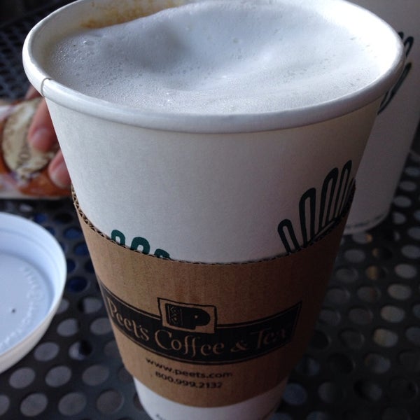 Photo taken at Peet&#39;s Coffee &amp; Tea by Alexandra K. on 5/11/2014