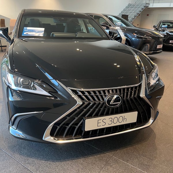 Lexus Antwerpen Automotive Repair Shop in Wijnegem