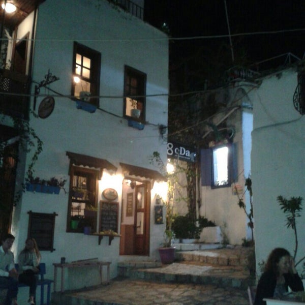 Photo taken at Hayyam Aegean Cuisine - Marmaris by Gülş🅰h . on 10/4/2014