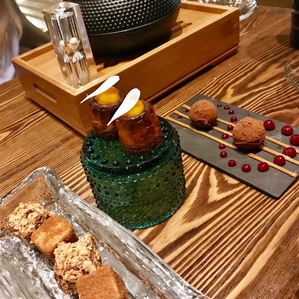 Foto tomada en FG Restaurant  por Peiqiong el 3/13/2018