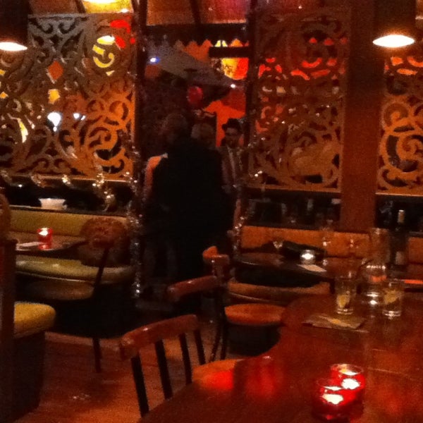 รูปภาพถ่ายที่ Mango Thai Tapas Bar โดย Diana J. เมื่อ 1/1/2013
