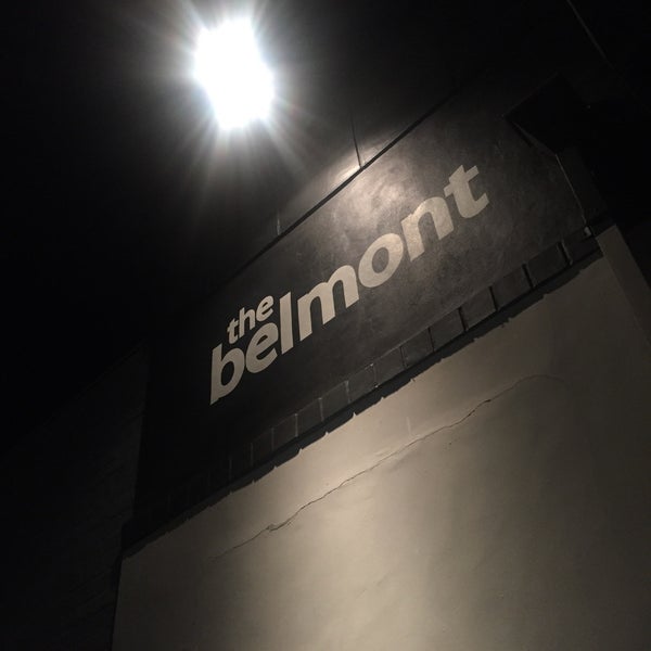 Foto tirada no(a) The Belmont por Bobby B. em 12/18/2015