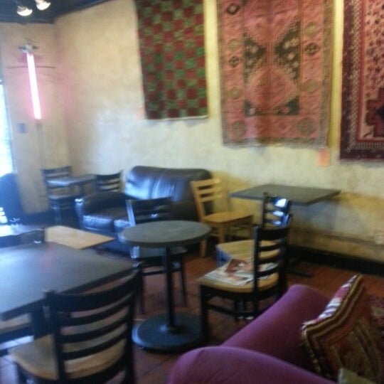 Das Foto wurde bei The Third Place Coffeehouse von margie v. am 12/23/2012 aufgenommen
