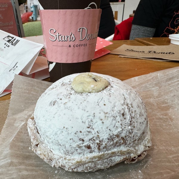 Stan's Donuts & Coffee Streeterville Chicago, IL