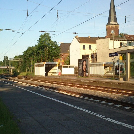 Bahnhof KrefeldOppum Oppum 3 tips