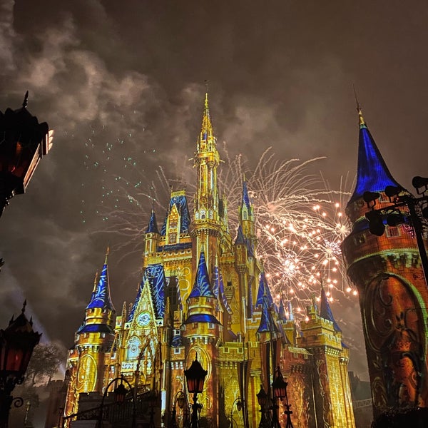 Photos At Once Upon A Time Castle Projection Show Theme Park Ride Attraction In Walt Disney World Resort