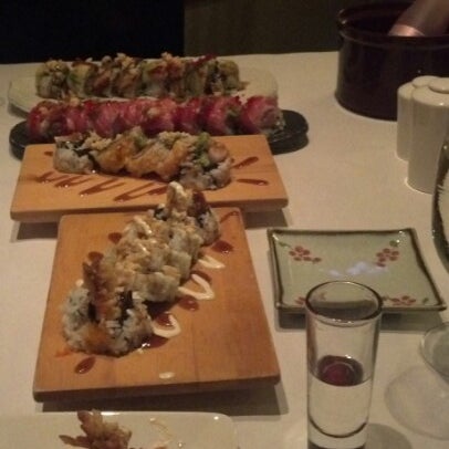Foto diambil di Michi Sushi oleh Natasha C. pada 12/8/2012