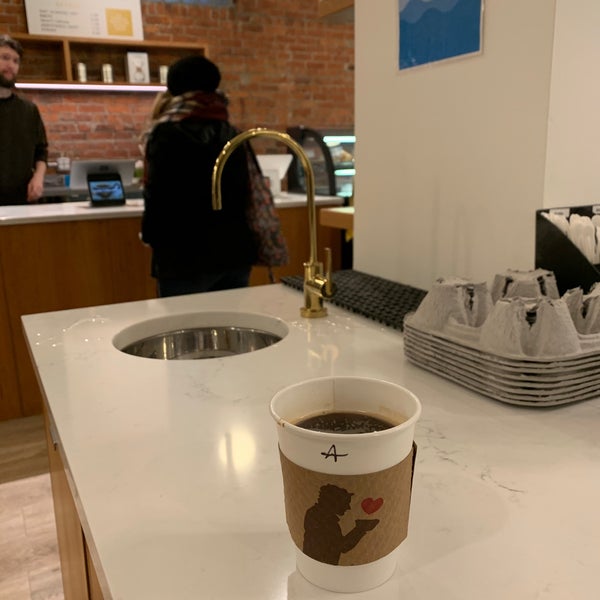 Foto tirada no(a) Seattle Coffee Works por siysiy em 11/9/2019