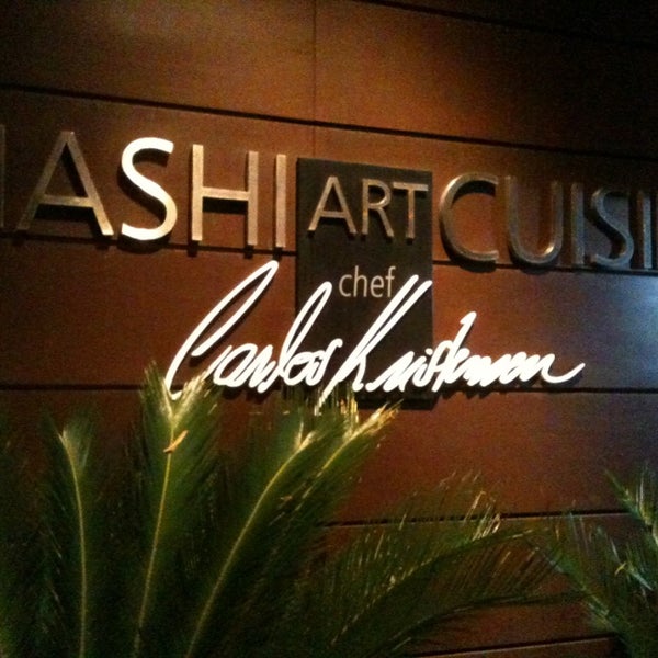 Photo taken at Hashi Art Cuisine by Carlos F. on 1/8/2013