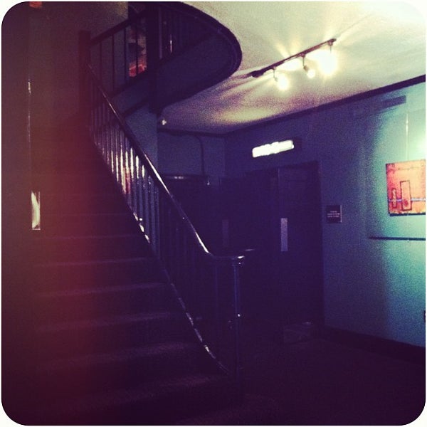 Regal Manor Twin Movie Theater in Eastover