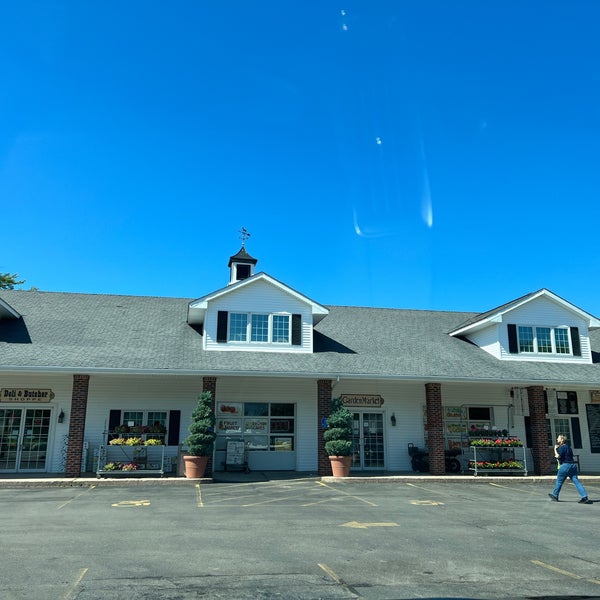 Country Peddlers Fruit and Vegetable Store in West Seneca
